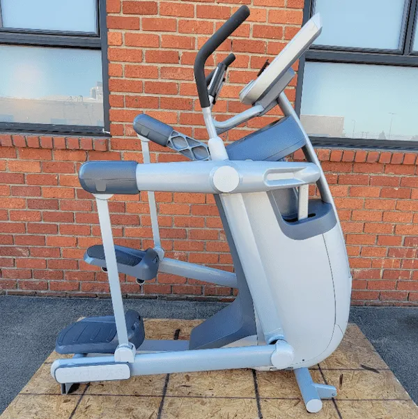 Precor AMT100i Elliptical - Refurbished